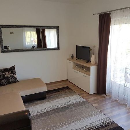 Best Heviz Apartman Ngoại thất bức ảnh