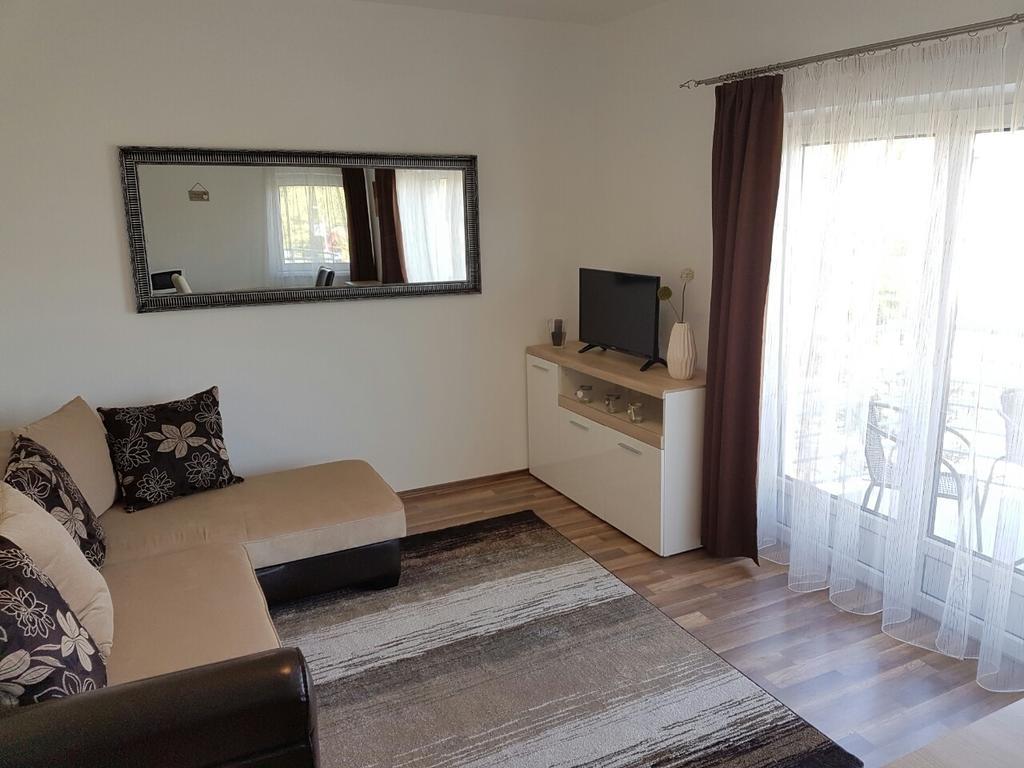Best Heviz Apartman Ngoại thất bức ảnh