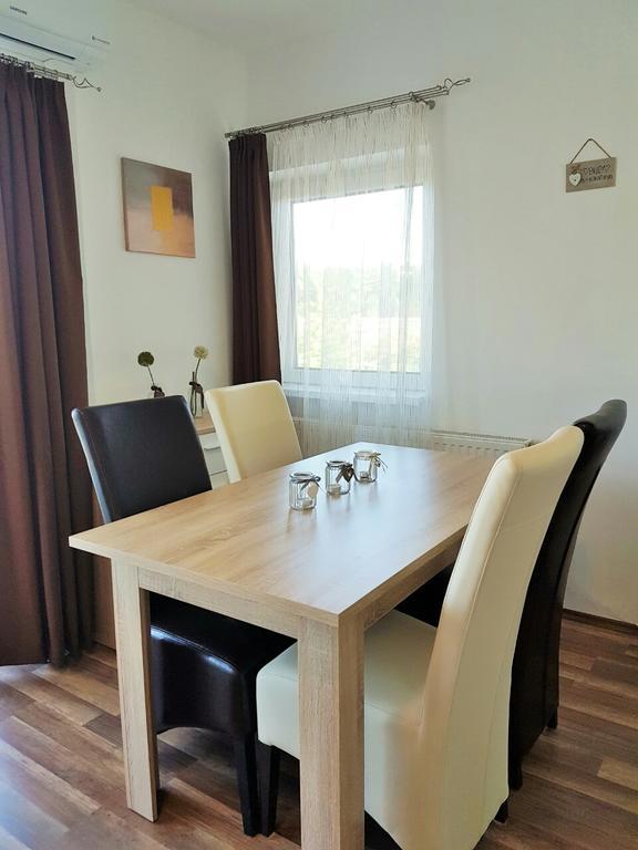 Best Heviz Apartman Ngoại thất bức ảnh